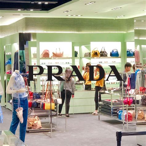 prada com outlet